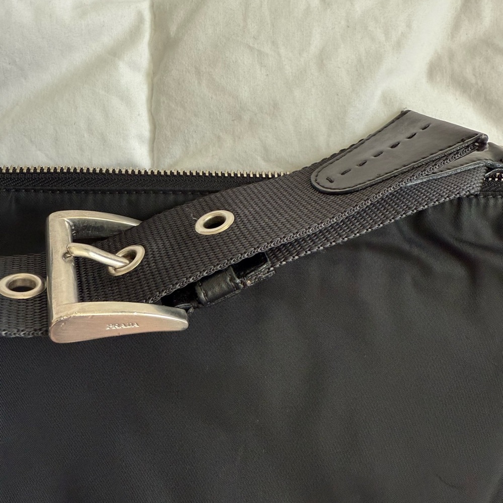 Prada buckle belt shoulder bag Fanny pack - Picture 3 of 16